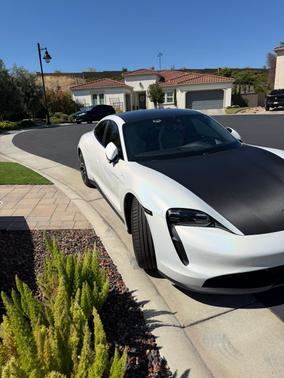 White 2022 Porsche Taycan Taycan