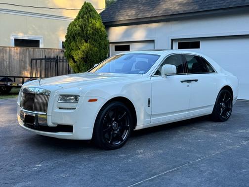 2010 Rolls-Royce Ghost Base