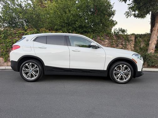 White 2020 BMW X2 sDrive28i