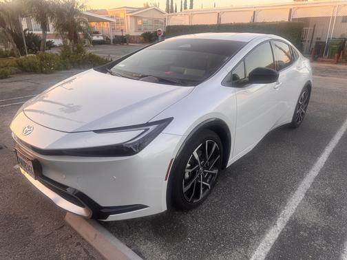 2026 Toyota Prius Plug-In Hybrid XSE