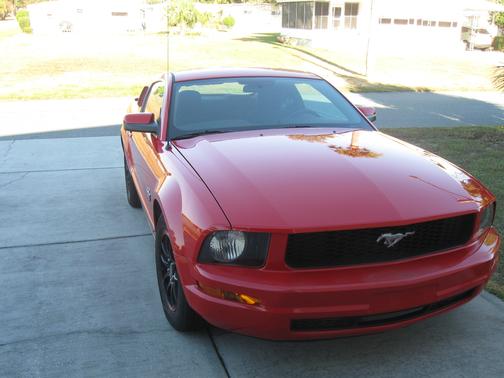 Red 2009 Ford Mustang Premium