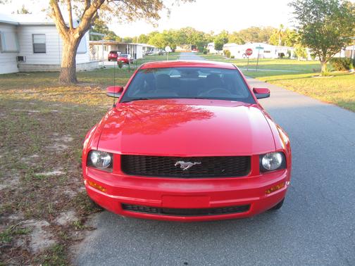 Red 2009 Ford Mustang Premium