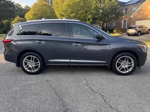 2013 INFINITI JX35 Base