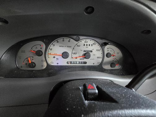 Red 2003 Ford Ranger XLT SuperCab