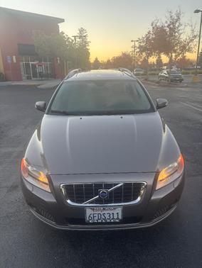 2008 Volvo V70 3.2