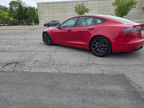 Red 2022 Tesla Model S Plaid