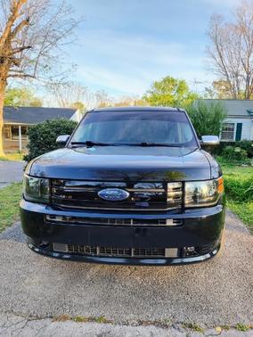 Black 2009 Ford Flex Limited