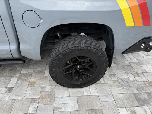 2020 Toyota Tundra Limited