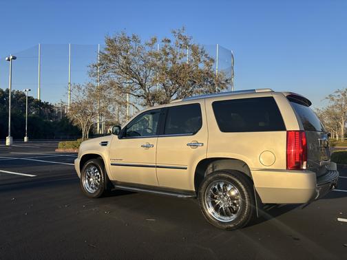 2009 Cadillac Escalade Base