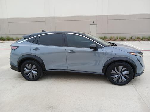 2023 Nissan ARIYA VENTURE+ FWD