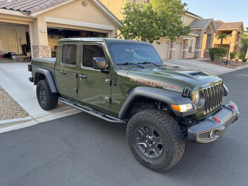 2023 Jeep Gladiator Mojave