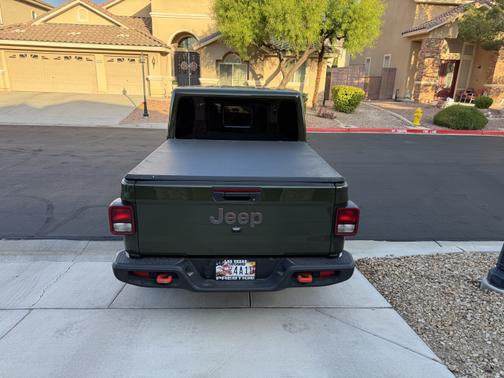 2023 Jeep Gladiator Mojave