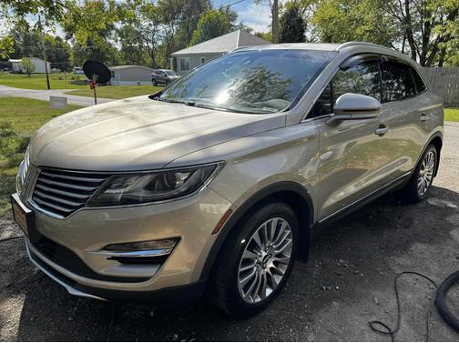 2015 Lincoln MKC Base