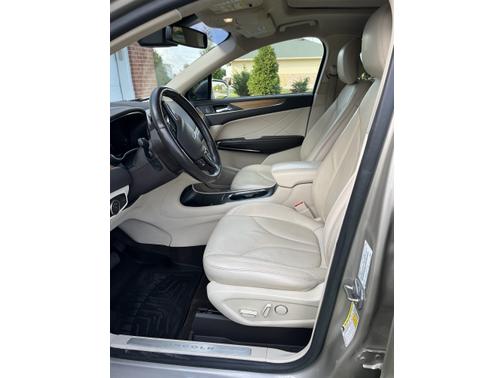 2015 Lincoln MKC Base