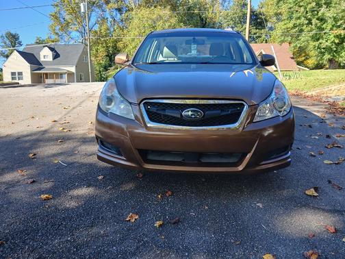 Brown 2011 Subaru Legacy 2.5 i Premium