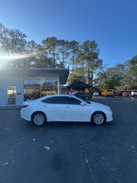 2015 Lexus ES 350 Crafted Line