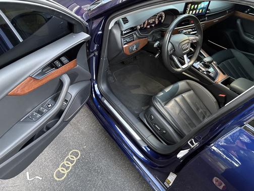 2022 Audi A4 40 Premium Plus