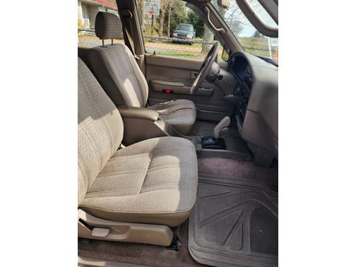 1995 Toyota 4Runner SR5 V6 4WD