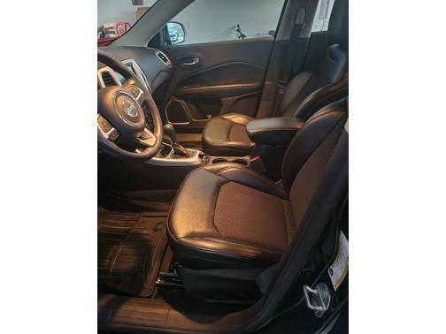 Black 2018 Jeep Compass Latitude
