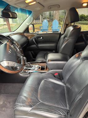 Black 2017 INFINITI QX80 Base