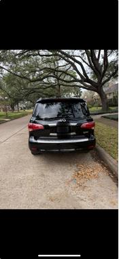 Black 2017 INFINITI QX80 Base