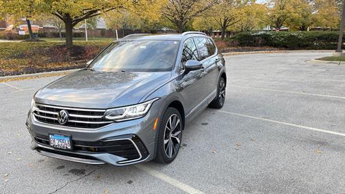 2024 Volkswagen Tiguan 2.0T SEL R-Line 4MOTION