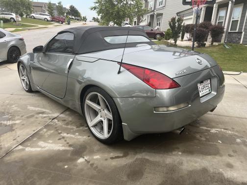 2004 Nissan 350Z Touring