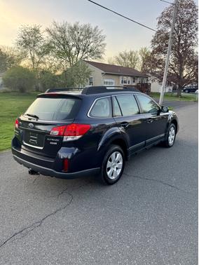 2014 Subaru Outback 2.5i