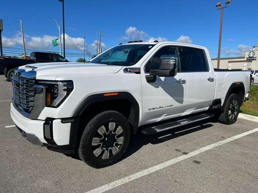 2025 GMC Sierra 2500 Denali