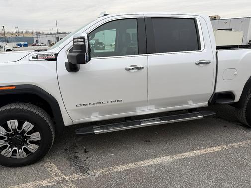 2025 GMC Sierra 2500 Denali
