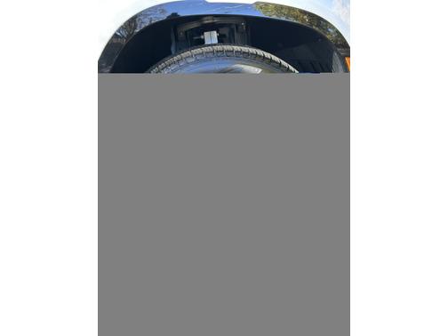 2024 Land Rover Defender 110 P400 X-Dynamic SE