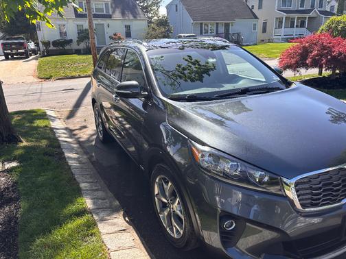 Gray 2019 Kia Sorento EX Sport
