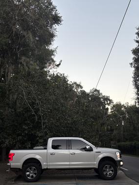 White 2020 Ford F-150 Lariat