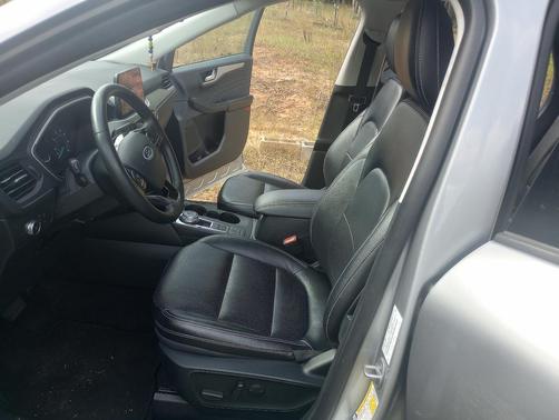 Silver 2022 Ford Escape SEL