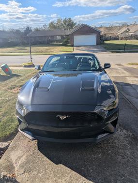 2022 Ford Mustang EcoBoost