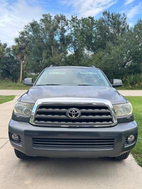Gray 2013 Toyota Sequoia SR5