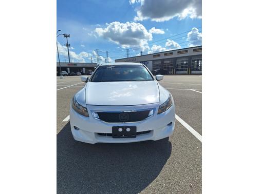 White 2010 Honda Accord LX-S