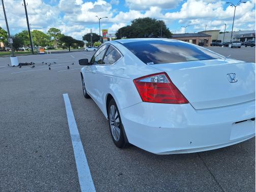 White 2010 Honda Accord LX-S