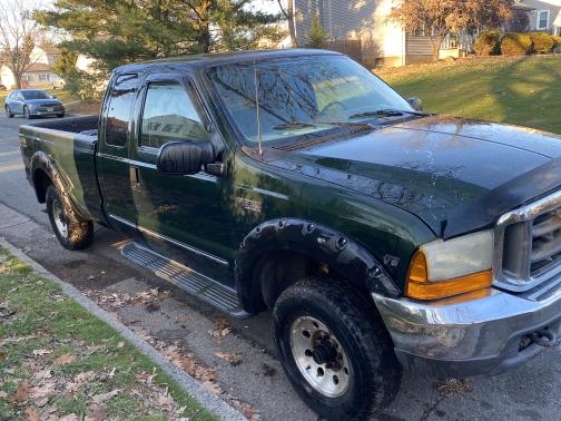 Photo 2 of 8 of 2000 Ford F-250 XLT SuperCab Super Duty