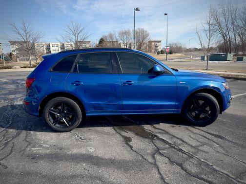 Blue 2016 Audi SQ5 3.0T Premium Plus