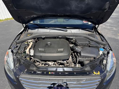 2017 Volvo XC60 T5 Inscription