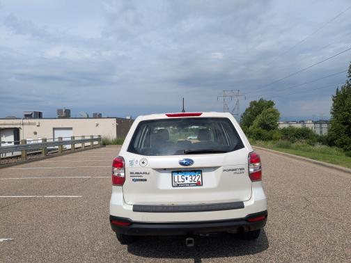 2015 Subaru Forester 2.5i