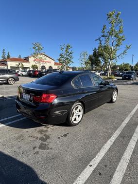 Black 2015 BMW 320 i