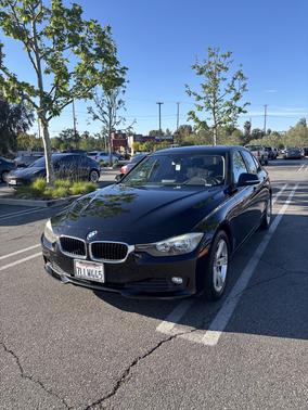 Black 2015 BMW 320 i