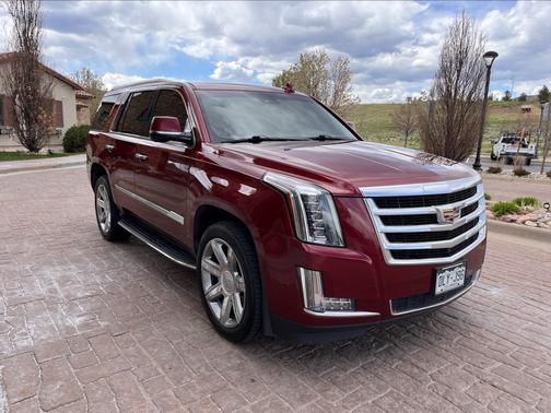 2020 Cadillac Escalade Luxury