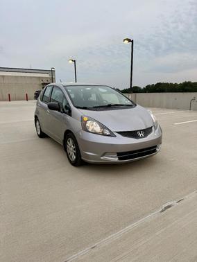Silver 2009 Honda Fit Base