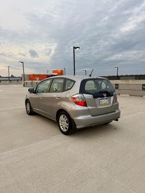 Silver 2009 Honda Fit Base