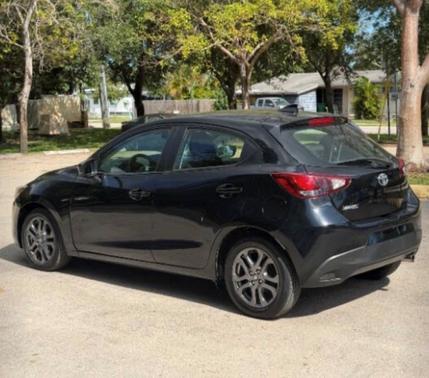 2020 Toyota Yaris LE