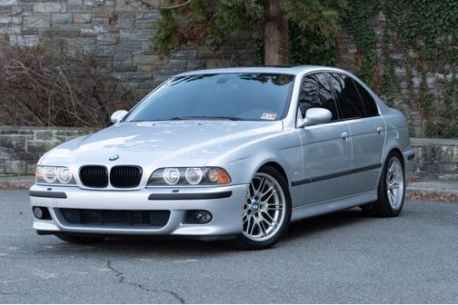 2001 BMW M5 Base