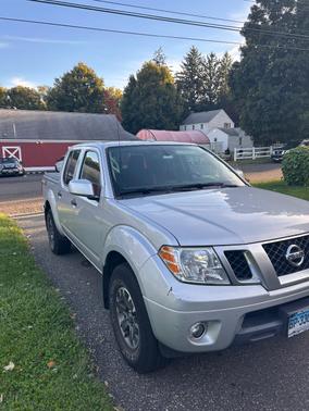Gray 2018 Nissan Frontier PRO-4X